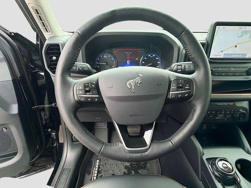 Used 2023 Ford Bronco Sport Outer Banks w/ Tech Package AWD/4WD image 40