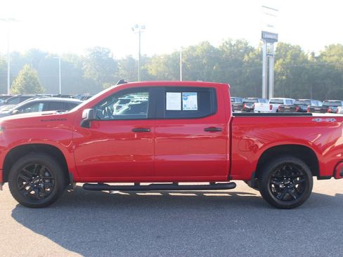 Used 2025 Chevrolet Silverado 1500 Custom w/ Turbomax Blackout Package AWD/4WD image 4
