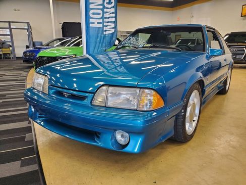 Used 1993 Ford Mustang Cobra RWD image 3