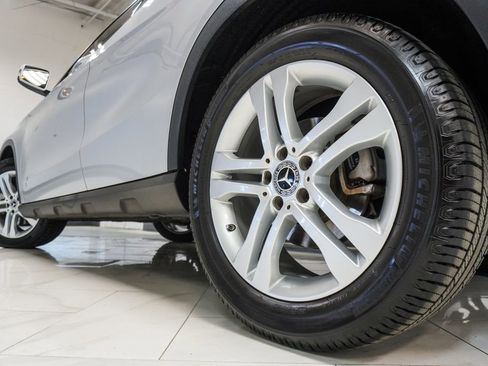 Used 2019 Mercedes-Benz GLA 250 image 41