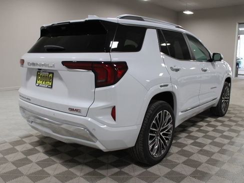 New 2026 GMC Terrain Denali AWD/4WD image 12