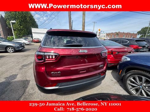 Used 2022 Jeep Compass Latitude AWD/4WD image 3