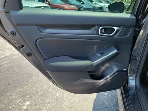 Used 2024 Honda Civic Sport image 21
