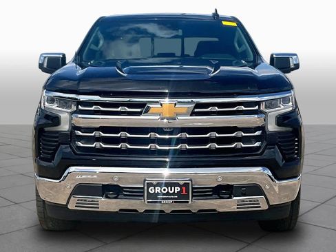 Certified 2022 Chevrolet Silverado 1500 LTZ w/ LTZ Convenience Package II RWD image 4
