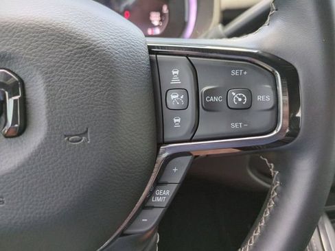 Used 2025 RAM 3500 Limited AWD/4WD image 31