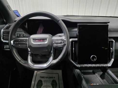 Used 2024 GMC Acadia Elevation FWD image 8