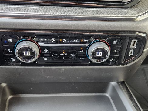 New 2026 Chevrolet Silverado 2500 ZR2 image 21