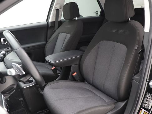 Used 2024 Hyundai Ioniq 5 SEL image 16