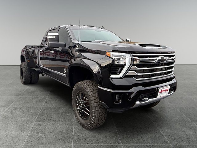 Used 2026 Chevrolet Silverado 3500 High Country w/ High Country Premium Package AWD/4WD image 7