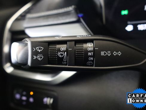 Used 2025 GMC Acadia Elevation image 29