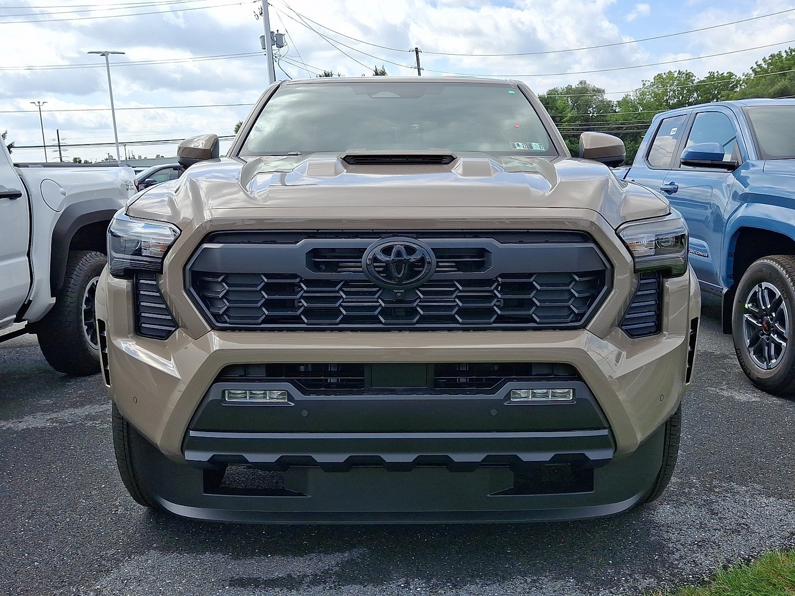 New 2026 Toyota Tacoma TRD Sport w/ TRD Sport Premium Package AWD/4WD image 2