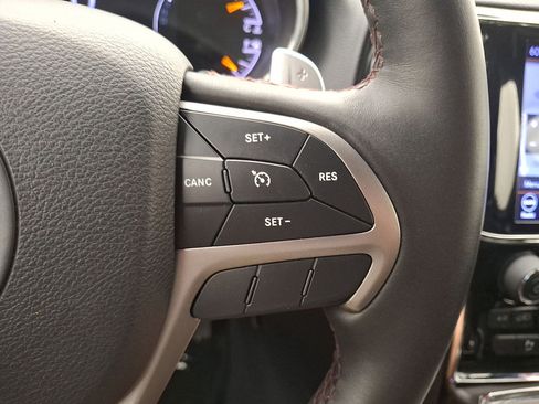 Used 2019 Jeep Grand Cherokee Trailhawk AWD/4WD image 21
