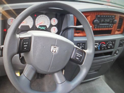 Used 2006 Dodge Ram 1500 Truck SLT w/ Trailer Tow Group AWD/4WD image 10