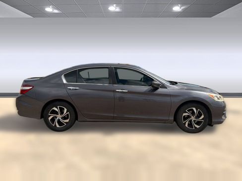 Used 2016 Honda Accord LX image 8