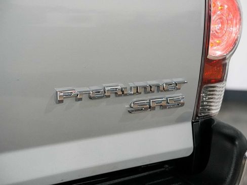 Used 2012 Toyota Tacoma PreRunner w/ SR5 Pkg RWD image 12