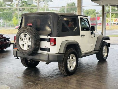 Used 2014 Jeep Wrangler Sport w/ Quick Order Package 24S AWD/4WD image 7