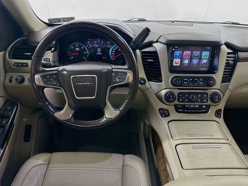 Used 2019 GMC Yukon Denali w/ Denali Ultimate Package image 25