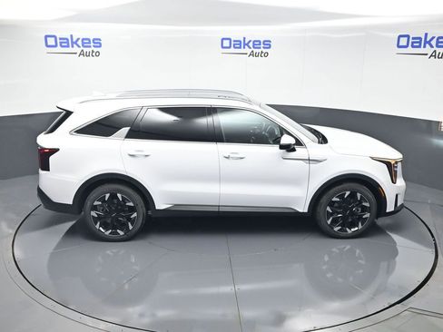 New 2026 Kia Sorento EX FWD image 58