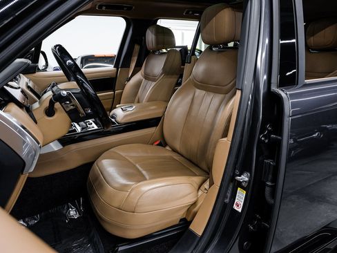 Used 2023 Land Rover Range Rover Autobiography image 39