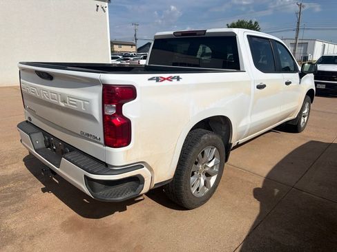 Used 2023 Chevrolet Silverado 1500 Custom AWD/4WD image 3