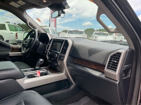 Used 2020 Ford F150 Lariat w/ Equipment Group 501A Mid AWD/4WD image 37