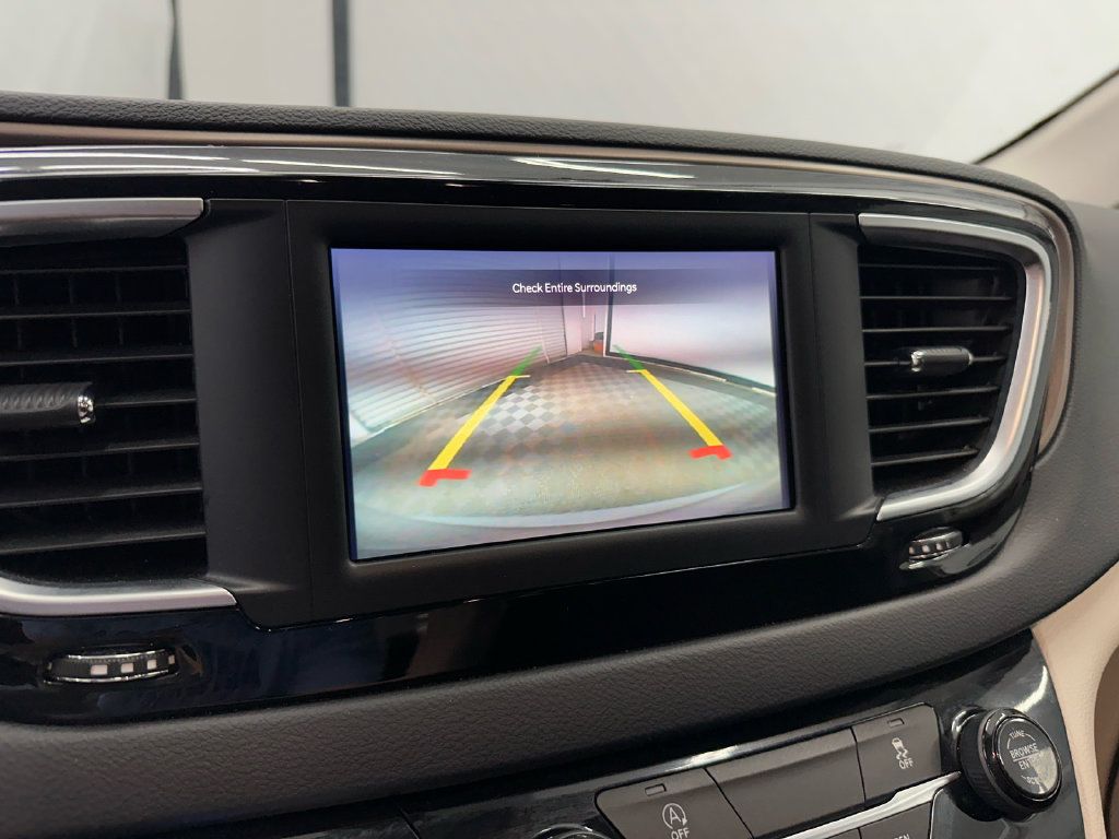 Used 2023 Chrysler Voyager LX FWD image 30