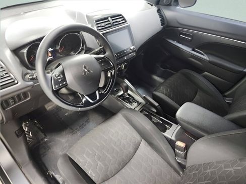 Used 2025 Mitsubishi Outlander Sport AWD image 27