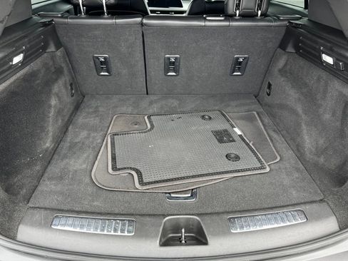 Used 2024 Cadillac XT4 Premium Luxury image 17