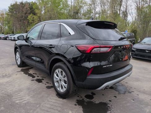 Certified 2023 Ford Escape Active AWD/4WD image 18