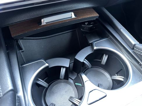 Used 2022 Mercedes-Benz GLS 450 4MATIC image 25