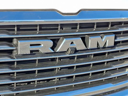 Used 2025 RAM 1500 Laramie image 35