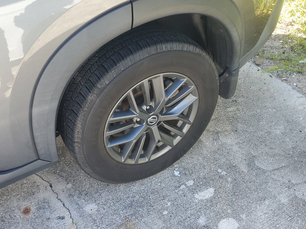 Used 2021 Nissan Rogue S FWD image 4