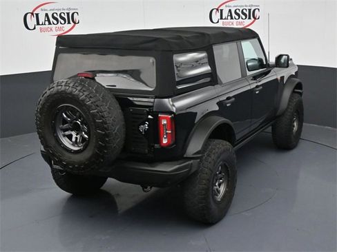 Used 2022 Ford Bronco Badlands image 23