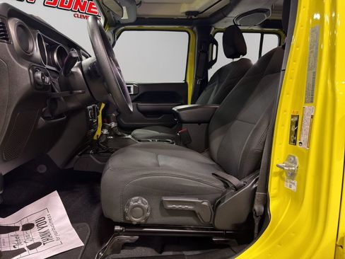 Used 2022 Jeep Wrangler Unlimited Sport image 4