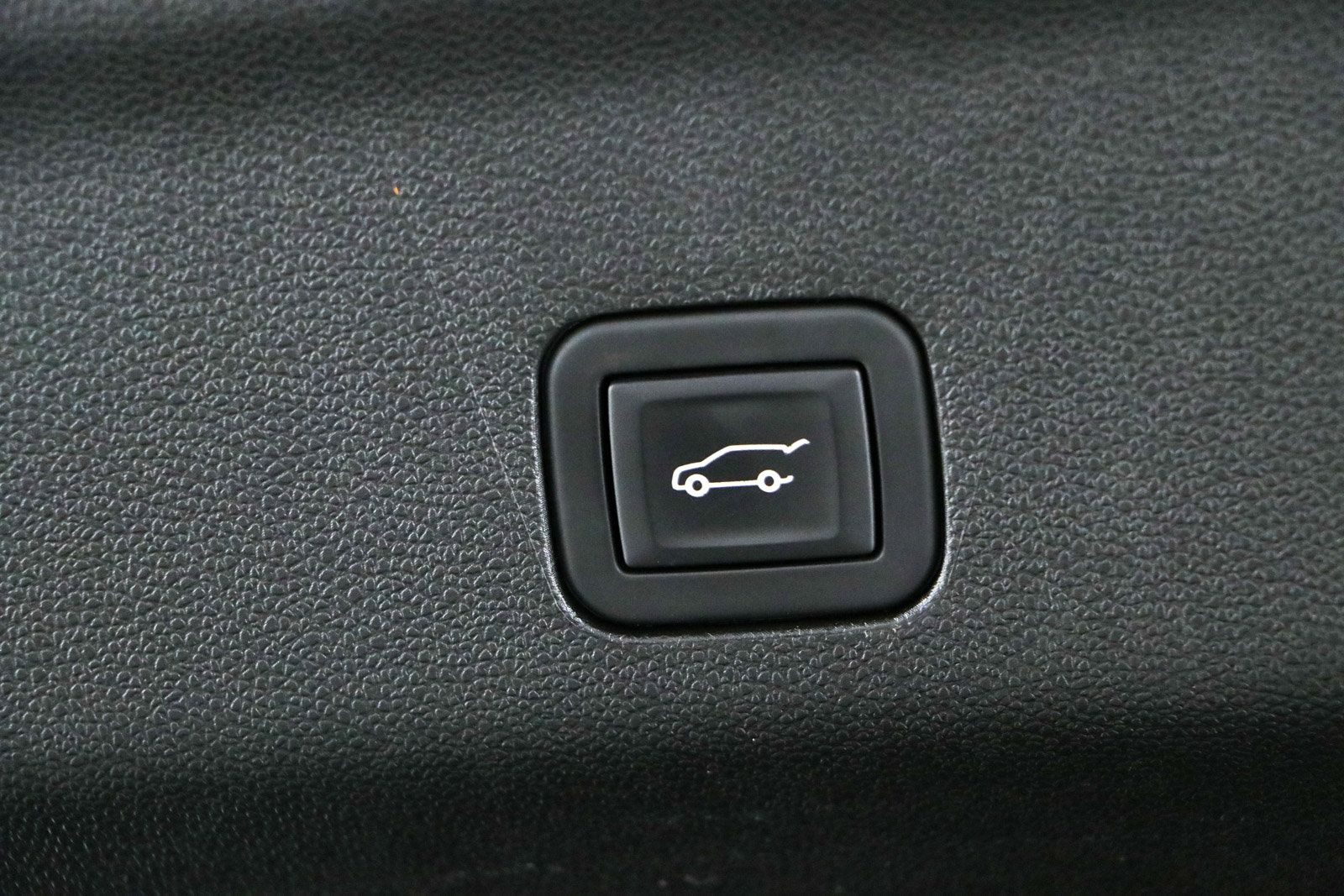 Used 2023 GMC Yukon AT4 w/ Max Trailering Package AWD/4WD image 35