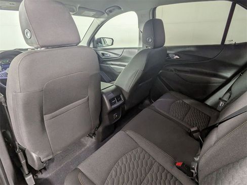 Used 2021 Chevrolet Equinox LT image 24