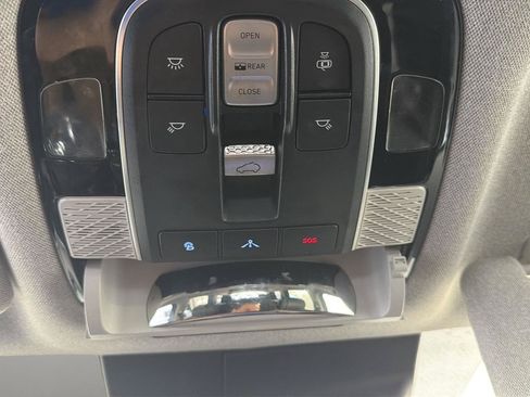 Used 2021 Hyundai Palisade Limited AWD/4WD image 30