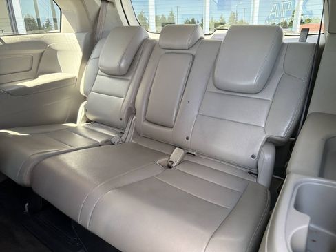 Used 2013 Honda Odyssey Touring image 25