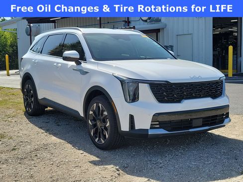 Used 2025 Kia Sorento EX image 1