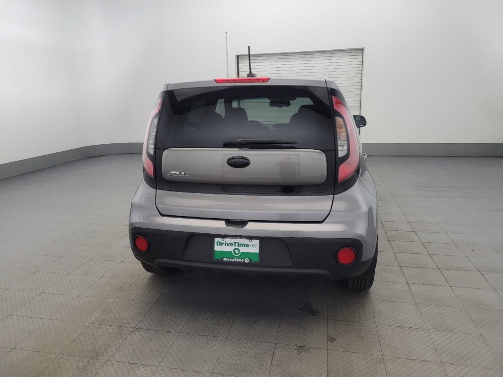 Used 2018 Kia Soul FWD image 7