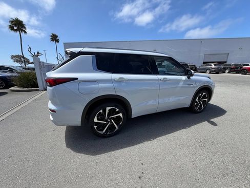 Used 2024 Mitsubishi Outlander SEL Black Edition AWD/4WD image 4