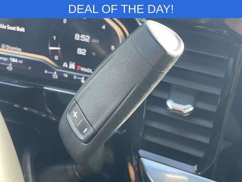 Used 2025 GMC Sierra 1500 SLT AWD/4WD image 24