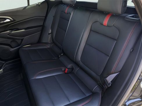 Used 2024 Chevrolet Trax RS w/ Driver Confidence Package image 27