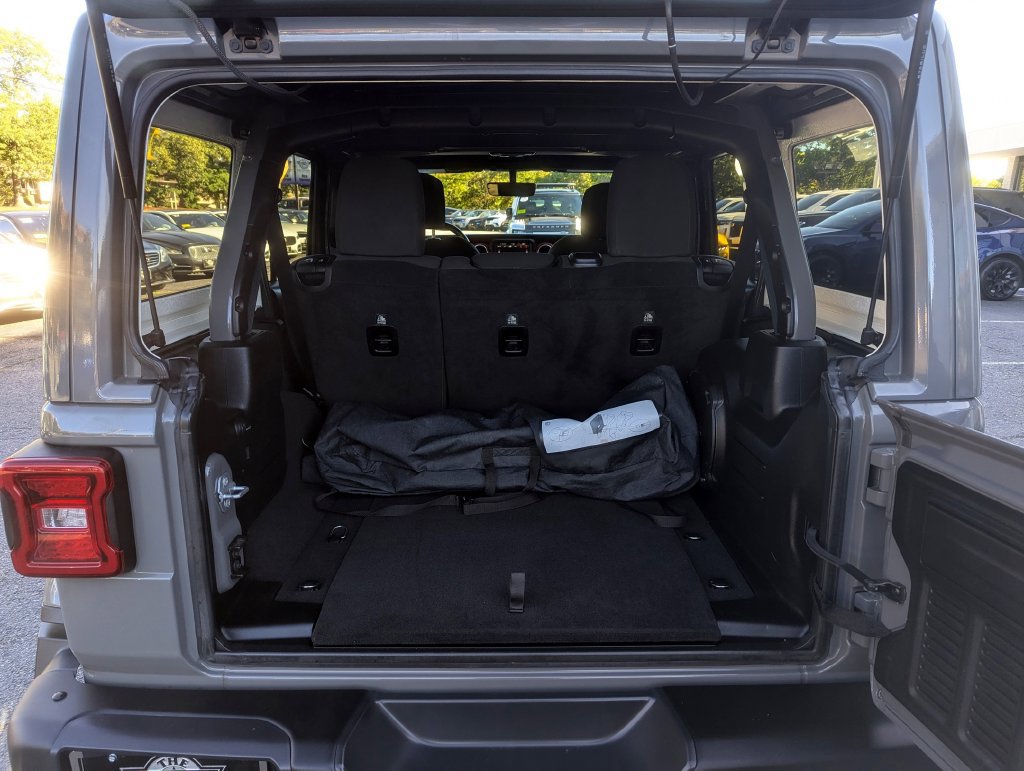 Used 2019 Jeep Wrangler Unlimited Rubicon AWD/4WD image 44