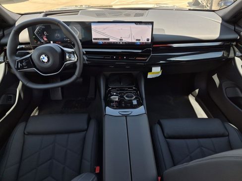 New 2026 BMW 530i w/ Premium Package image 20