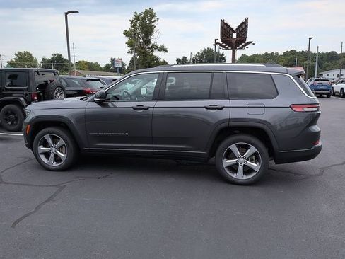 Used 2022 Jeep Grand Cherokee L Limited w/ Luxury Tech Group II AWD/4WD image 4