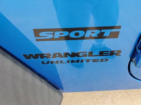 Used 2016 Jeep Wrangler Unlimited Sport w/ Quick Order Package 24S AWD/4WD image 36