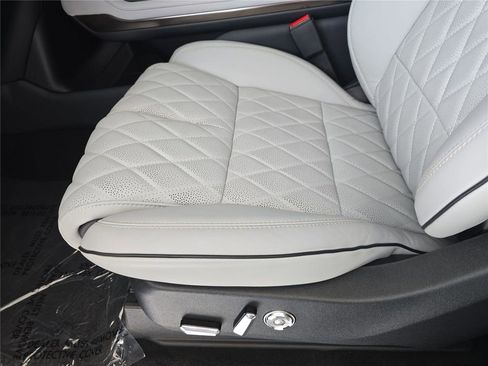 New 2025 Lincoln Navigator L Black Label w/ Black Label Special Edition image 16