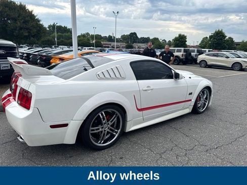 Used 2008 Ford Mustang GT Premium RWD image 7