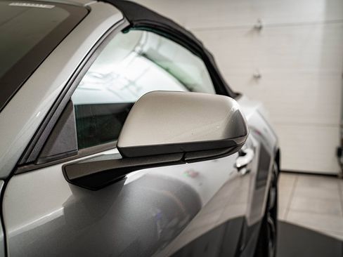 Used 2025 Ford Mustang Premium image 19